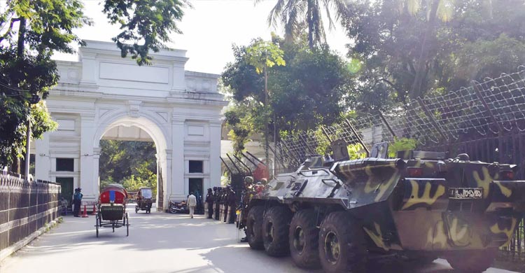শেখ হাসিনার রায়ের পরদিনও ট্রাইব্যুনালে কঠোর নিরাপত্তা
