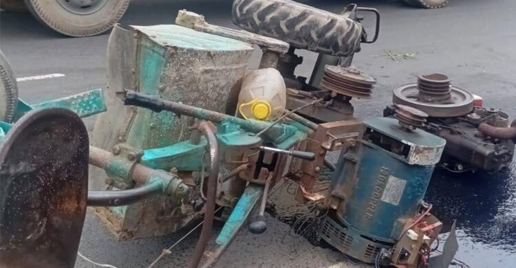 ট্রাক্টরের চাকা খুলে রাস্তায় যুবক, চাপা দিলো কাভার্ডভ্যান