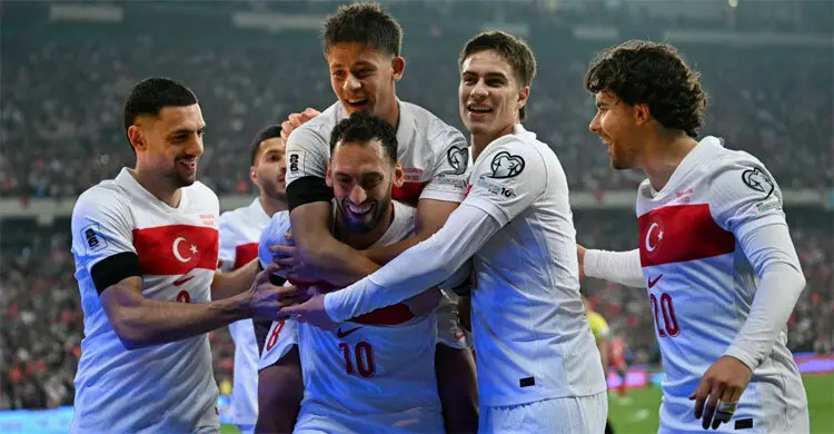 তুরস্কের রাজকীয় প্রত্যাবর্তন ও ফুটবল ইতিহাসের ব্যবচ্ছেদ