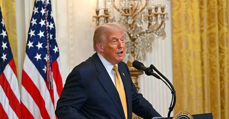 ইউক্রেনের জনগণকে ভালোবাসি: ট্রাম্প