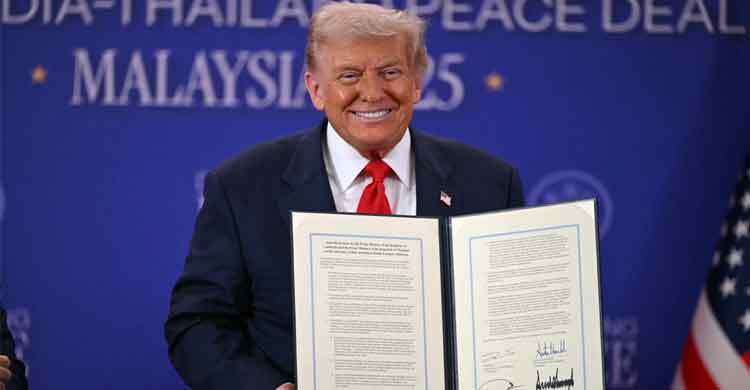 ফের পাকিস্তানের প্রধানমন্ত্রী-সেনাপ্রধানের প্রশংসায় মুখর ট্রাম্প