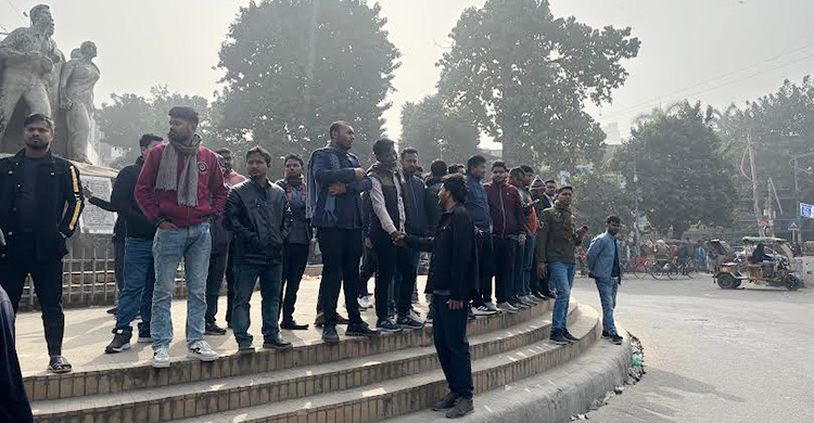 তারেক রহমানের অপেক্ষায় ঢাবি ছাত্রদল, নিরাপত্তা জোরদার
