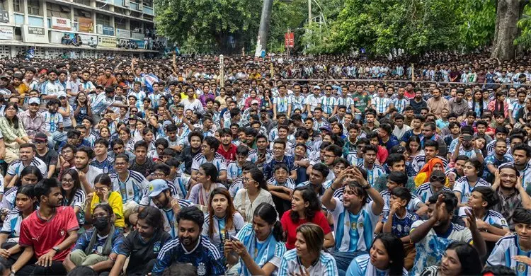 বিশ্বকাপ উপলক্ষে ঢাবি ক্যাম্পাসে বহিরাগতদের প্রবেশে নিষেধাজ্ঞা