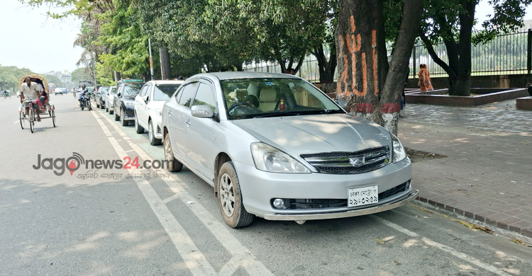 পরিবেশবান্ধব যান সাইকেলের লেন ঝুলছে শুধু ‘সাইনবোর্ডে’