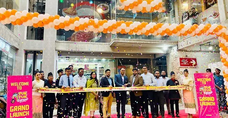 গুলশানে যাত্রা শুরু করলো থাই রেস্টুরেন্ট ‘টুকটুক এক্সপ্রেস’