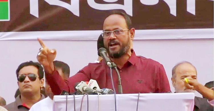 ফার্স্ট-সেকেন্ড ইয়ারের ছেলেরা সচিব-ডিসিদের পাশে বসে তদবিরে ব্যস্ত