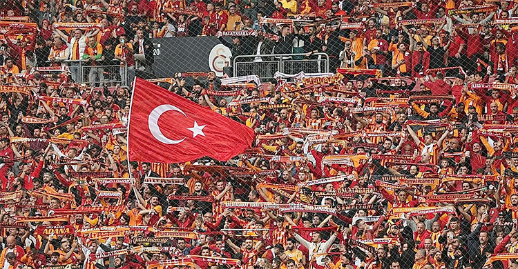 জুয়াকাণ্ডে নিষিদ্ধ তুরস্কের ১০২ ফুটবলার