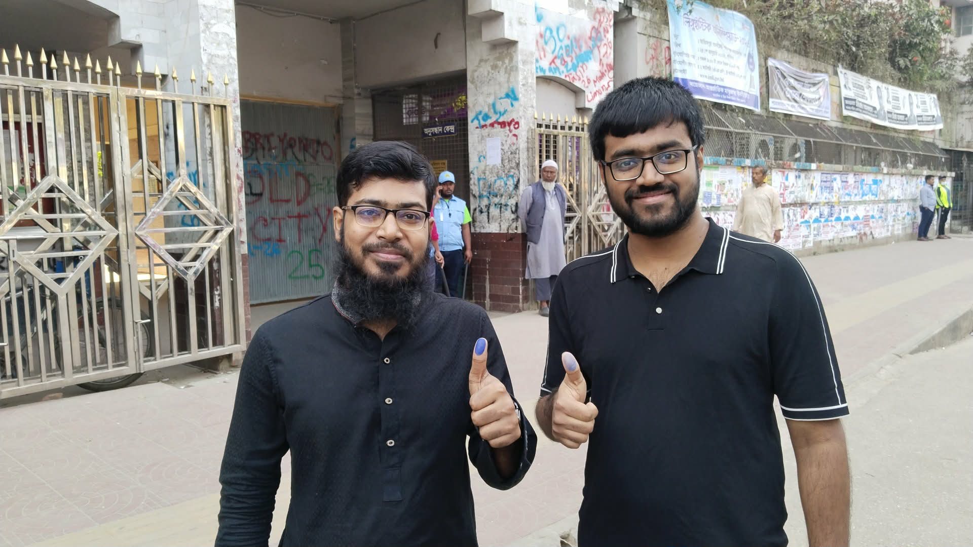 প্রথম ভোট, সেলফিতে বন্দি তরুণ চিকিৎসকের স্মৃতি