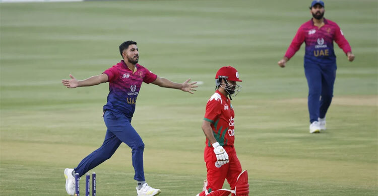ওমানকে হারিয়ে সম্ভাবনা টিকিয়ে রাখলো আরব আমিরাত