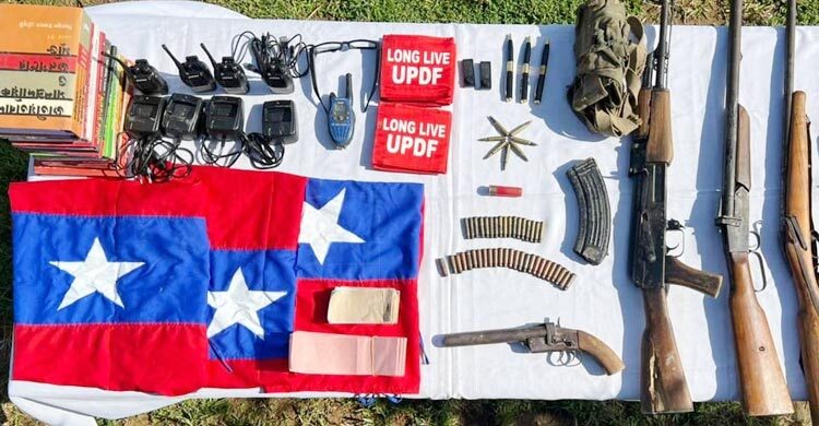 দুর্গম পাহাড়ে ইউপিডিএফের আস্তানায় সেনাবাহিনীর অভিযান