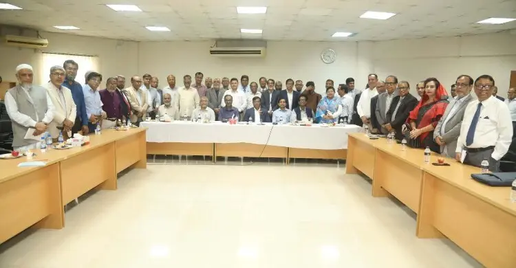৪৫ বিশ্ববিদ্যালয়ের উপাচার্যকে আশ্বস্ত করলেন ইউজিসি চেয়ারম্যান