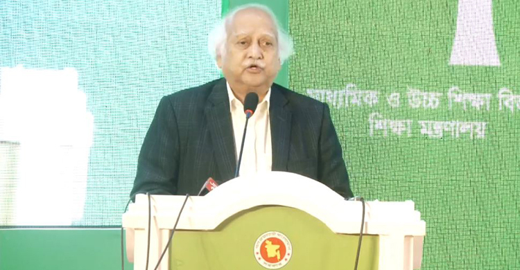 প্রাথমিক শিক্ষকদের বেতন বিশ্ববিদ্যালয়ের সমান হওয়া উচিত