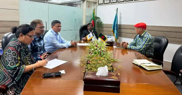 কবি আবদুল হাই শিকদারের ১০ হাজার বই সংরক্ষণ করবে ইউজিসি