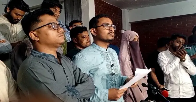 ‘ছাত্রদল, পুলিশ ও বিশ্ববিদ্যালয় প্রশাসন একাকার হয়ে শিক্ষার্থীদের ওপর হামলা করে’