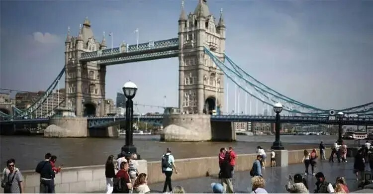 চার দেশের শিক্ষার্থীদের ভিসা দেবে না যুক্তরাজ্য