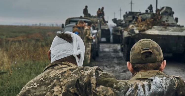পাল্টা হামলা শুরুর পর ৬৬ হাজারের বেশি সেনা হারিয়েছে ইউক্রেন