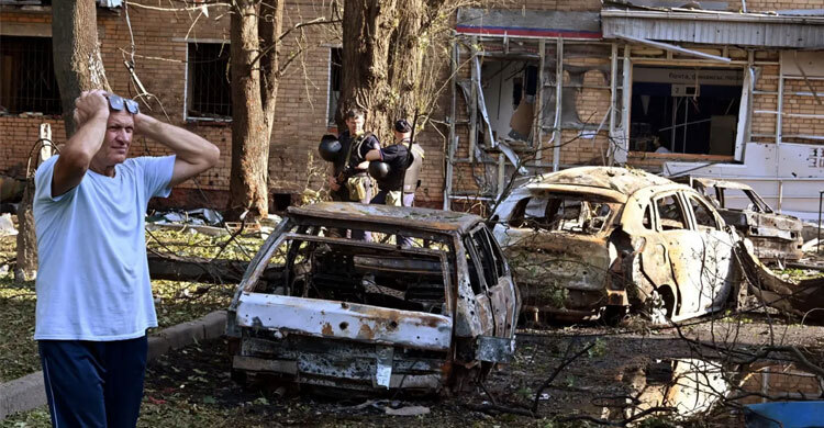 Ukraine claims to control 1,000 sq km of Russian territory