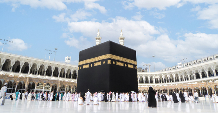 ইহরাম বাঁধার পর ওমরায় যেতে না পারলে করণীয় কী?