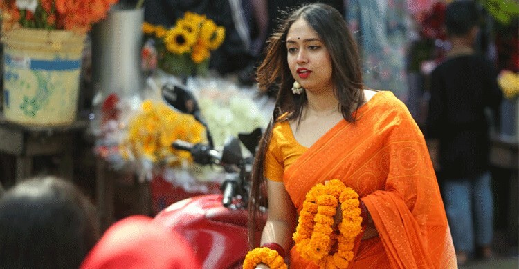 বসন্তে স্নিগ্ধ সাজে কাটুক সারাদিন