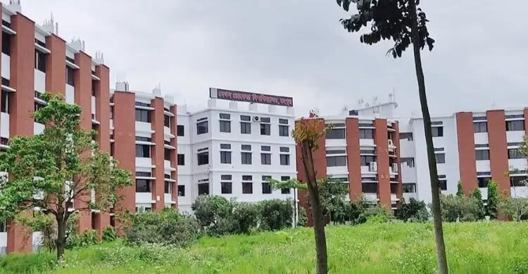 সমস্যায় জর্জরিত বেরোবির শহীদ ফেলানী হল, অভিযোগ শিক্ষার্থীদের