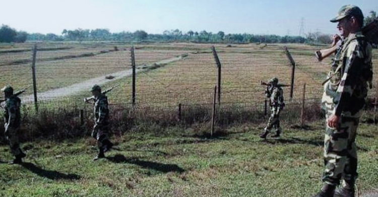 একমাসে প্রায় সাড়ে ১১ কোটি টাকার সোনা উদ্ধার, গ্রেফতার ১২