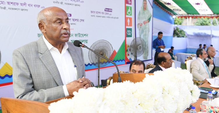 এখন সমাজের মূলধারায় এসেছে প্রতিবন্ধীরা