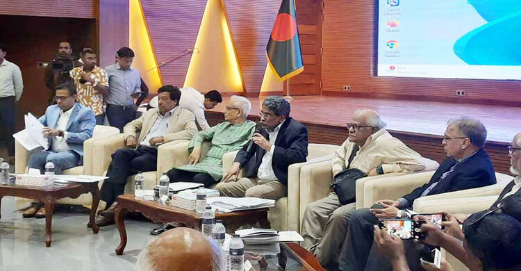 চলতি মাসের মধ্যে জাতীয় সনদ তৈরির ব্যাপারে আশাবাদী ড. আলী রিয়াজ