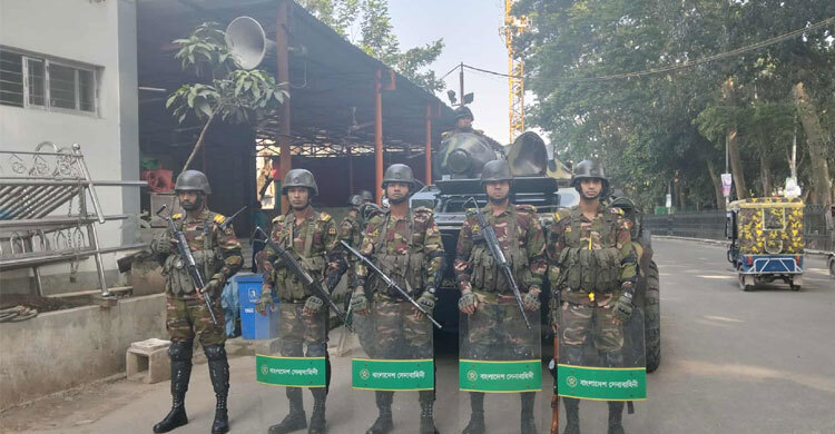 শেখ হাসিনার রায় ঘিরে সোমবার ট্রাইব্যুনালে সেনা মোতায়েন চেয়ে চিঠি