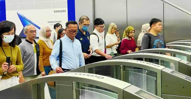 মালয়েশিয়ায় বাড়ছে ডিজিটাল ই-ওয়ালেটের ব্যবহার