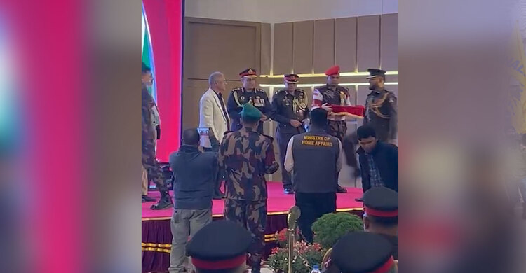 বিজিবি দিবসে ২০২৫ এ স্বরাষ্ট্র উপদেষ্টা