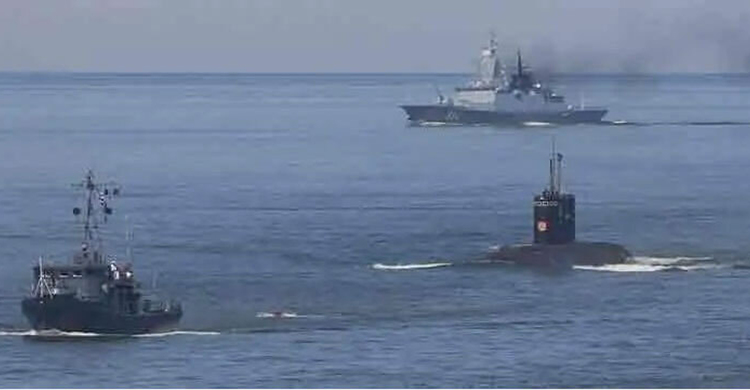 আটলান্টিক থেকে রাশিয়ার পতাকাবাহী জাহাজ আটক করলো যুক্তরাষ্ট্র