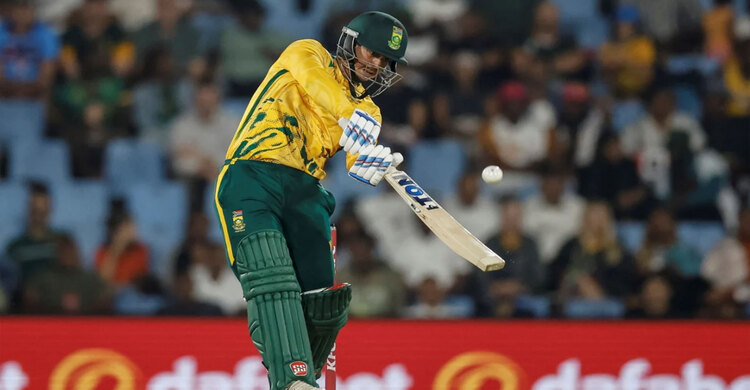 ডি ককের ৪৩ বলে সেঞ্চুরি, ২২২ তাড়া করে সিরিজ জয় দক্ষিণ আফ্রিকার