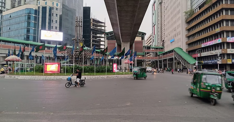 ভোটের পরদিনও ফাঁকা রাজধানী, নেই বাড়তি যানবাহনের চাপ