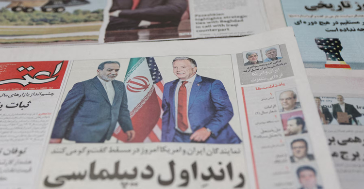 ট্রাম্পের হুমকির মধ্যেই তৃতীয় দফার আলোচনায় বসছে যুক্তরাষ্ট্র-ইরান