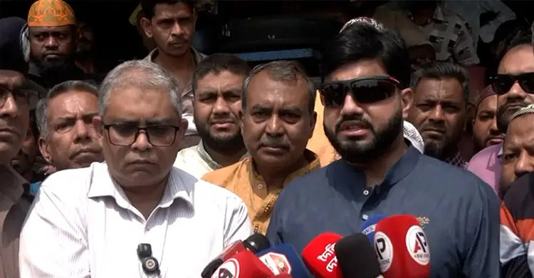 ঈদকে কেন্দ্র করে বাজার স্থিতিশীল রাখতে প্রশাসনের তদারকি অব্যাহত থাকবে