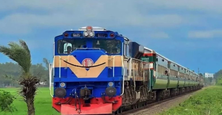 দেশের ট্রেনে পরীক্ষামূলকভাবে চালু হলো স্টারলিংকের ইন্টারনেট