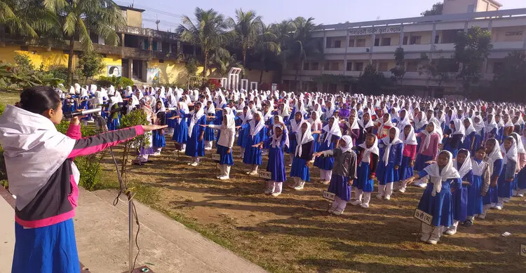 ৩৮ দিন পর স্কুল-কলেজ খুলেছে আজ