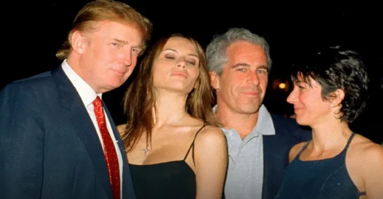 নিজেকে নির্দোষ দাবি করে আচমকা বক্তব্য দিলেন মেলানিয়া ট্রাম্প