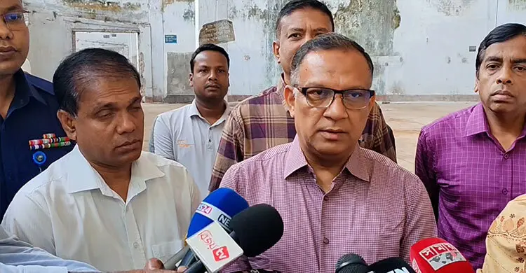 দিনাজপুর টেক্সটাইল মিল খুব দ্রুতই চালু হবে: বস্ত্র ও পাট প্রতিমন্ত্রী