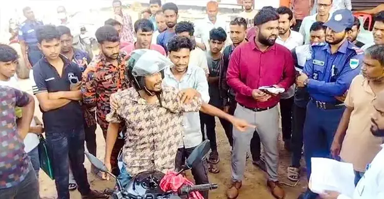 তেল পাম্পে ম্যাজিস্ট্রেটের সঙ্গে অসদাচরণ, যুবকের কারাদণ্ড