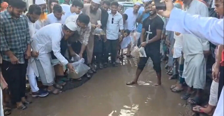 ‘If they can’t fix road, let’s fish it’: Hasnat’s protest on dilapidated Cumilla road