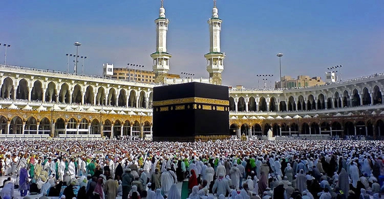 Hajj costs cut by Tk 11725, reg deadline extended
