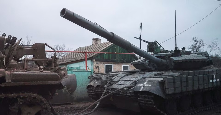Ukraine acknowledges Russian gains in Bakhmut
