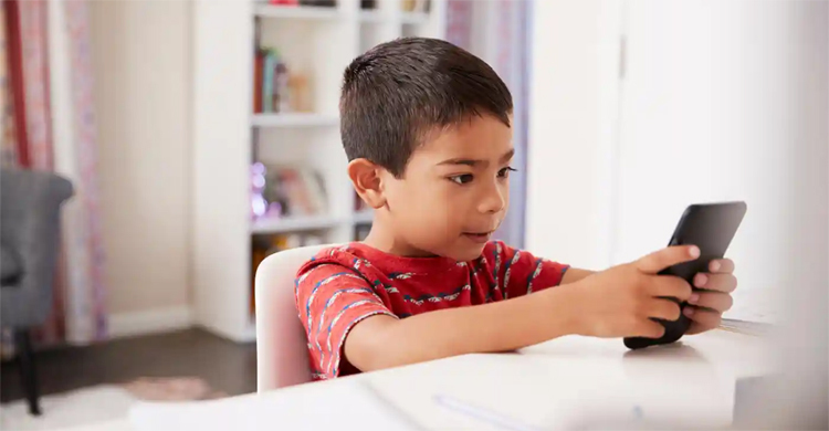 ‘It’s tough for parents’: should young children have their own phone?