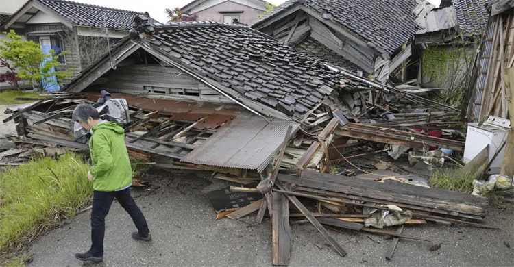 Over 50 aftershocks shake Japan as quake kills 1