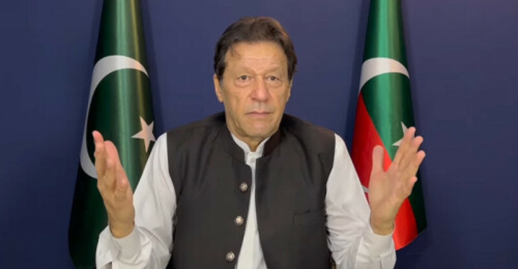 'Police have surrounded my house,' Imran Khan says fearing arrest