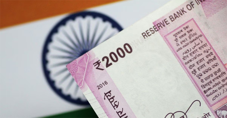 What India's decision to scrap its 2000-rupee note means for its economy