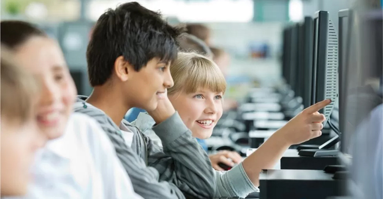 Schools bewildered by AI advances, say head teachers