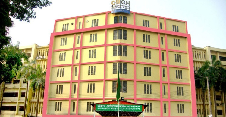 Three of a family killed as bus rams auto-rickshaw