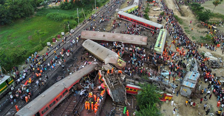 India rail crash probe focuses on manual bypass of track signal